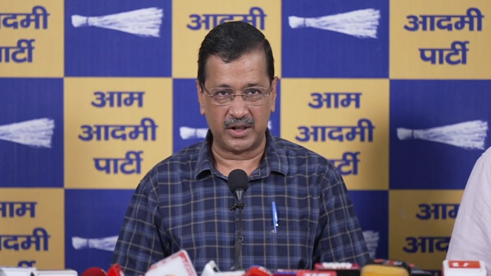 Arvind Kejriwal: ‘पेपर लीक के बाद अब E20 पर भी हमें एक होकर आवाज उठानी पड़ेगी’, केजरीवाल का बड़ा बयान